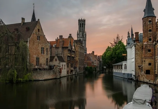 Hidden Gems Guided Walking Tour Bruges